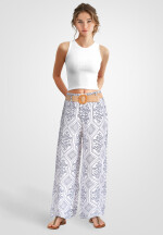 Weite Palazzohose mit Gürtel