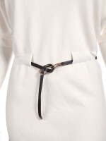 Strickkleid mit Fledermausärmel und Gürtel