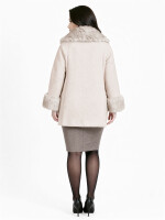 Elegante Jacke mit Fellimitatkragen