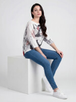 Fledermauspullover mit Allover-Print Dame-mit-Hut