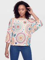 Fledermauspullover mit Mandala-Muster