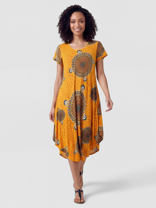 Strandkleid im Ethno-Look mit asymmetrischem Saum